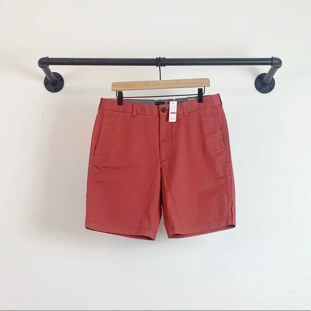 NWT J. Crew Men’s 9” Stretch Chino Shorts In Red